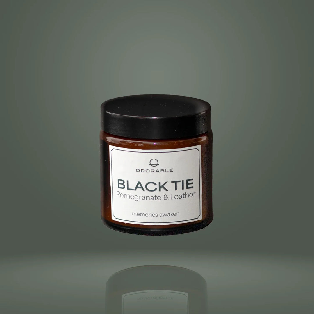 BLACK TIE - lumânare parfumată